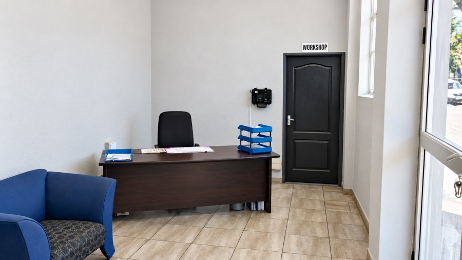 To Let Commercial Property for Rent in Rustenburg Central North West